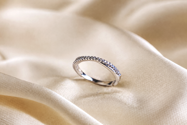 The Infinity Sparkle Wave Band