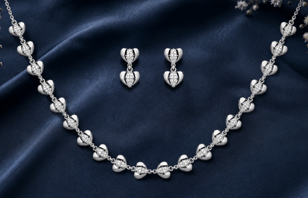 The Eternal Heart Garland Necklace Set