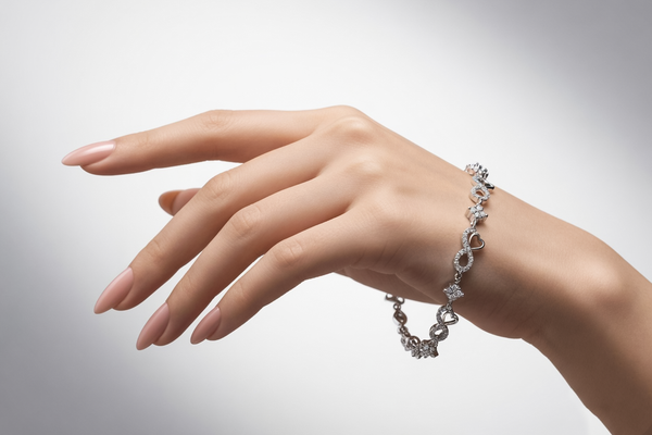 The Amara Infinity Heart Link Bracelet